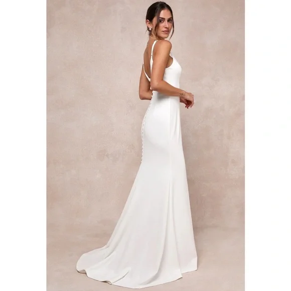 NWOT Lulu’s Feeling of Forever White Sleeveless Mermaid Maxi Wedding Dress Small - Picture 4 of 12